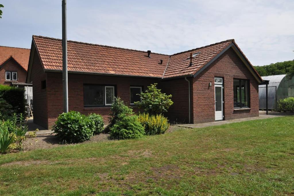 Vakantiewoning Nabij Toverland Griendtsveen エクステリア 写真
